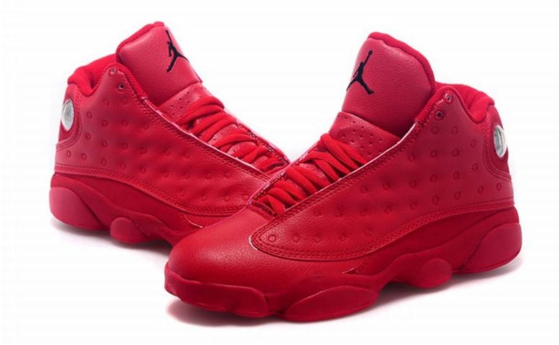 Les baskets Air Jordan 13 offrent un style emblématique et une performance exceptionnelle.
design distinctif .pas Cher. Moins cher.