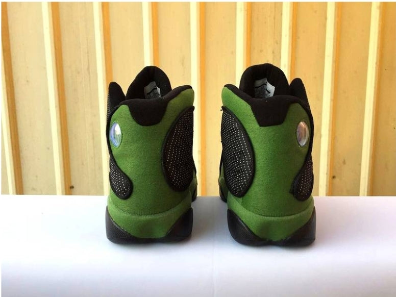 Les baskets Air Jordan 13 offrent un style emblématique et une performance exceptionnelle.
design distinctif .pas Cher. Moins cher.