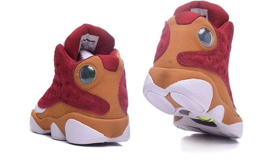 Les baskets Air Jordan 13 offrent un style emblématique et une performance exceptionnelle.
design distinctif .pas Cher. Moins cher.
