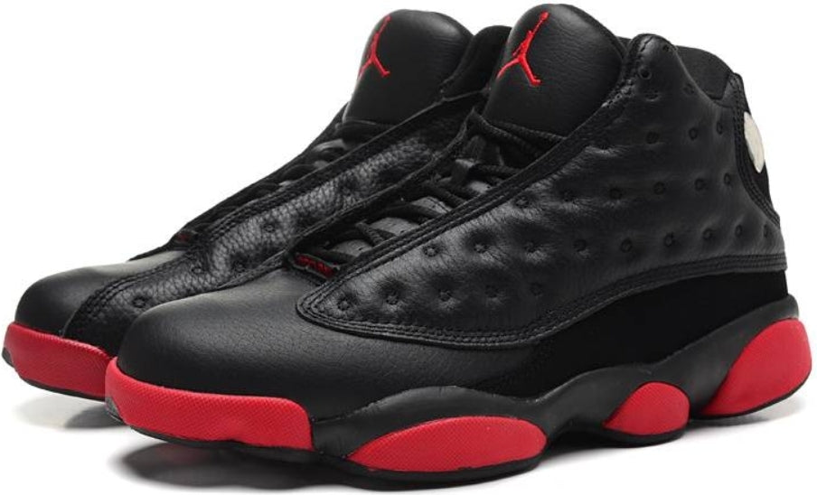 Les baskets Air Jordan 13 offrent un style emblématique et une performance exceptionnelle.
design distinctif .pas Cher. Moins cher.