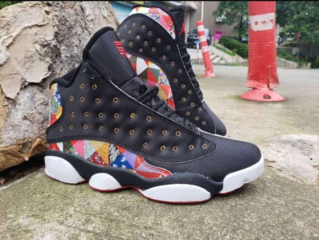 Les baskets Air Jordan 13 offrent un style emblématique et une performance exceptionnelle.
design distinctif .pas Cher. Moins cher.