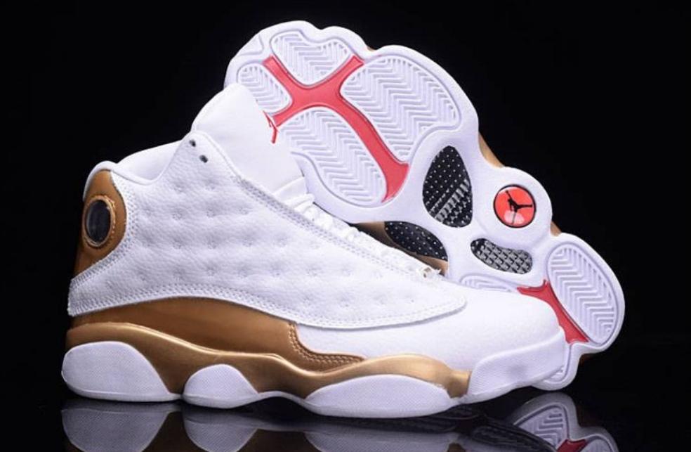 Les baskets Air Jordan 13 offrent un style emblématique et une performance exceptionnelle.
design distinctif .pas Cher. Moins cher.
