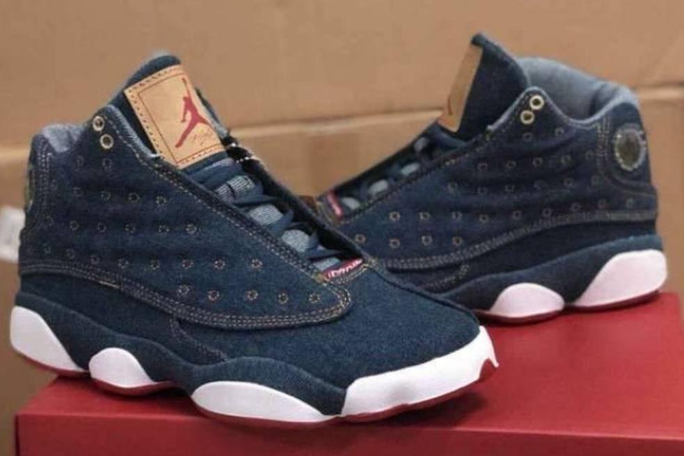Les baskets Air Jordan 13 offrent un style emblématique et une performance exceptionnelle.
design distinctif .pas Cher. Moins cher.