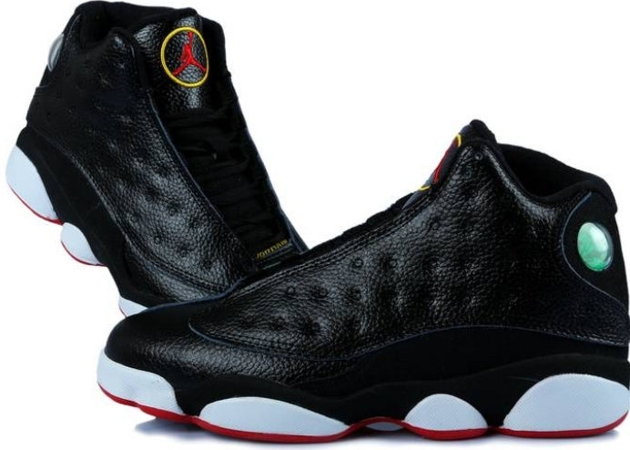 Les baskets Air Jordan 13 offrent un style emblématique et une performance exceptionnelle.
design distinctif .pas Cher. Moins cher.