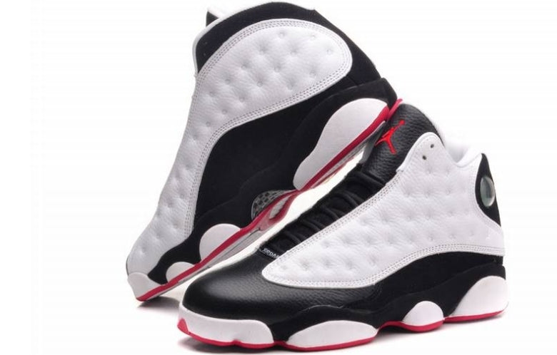 Les baskets Air Jordan 13 offrent un style emblématique et une performance exceptionnelle.
 design distinctif .pas Cher. Moins cher.