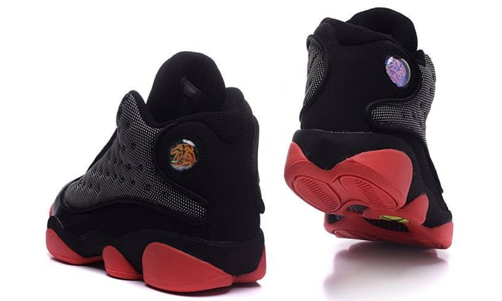 Les baskets Air Jordan 13 offrent un style emblématique et une performance exceptionnelle.
design distinctif .pas Cher. Moins cher.