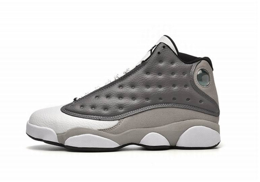 Les baskets Air Jordan 13 offrent un style emblématique et une performance exceptionnelle.
design distinctif .pas Cher. Moins cher.