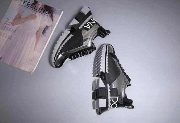 les chaussures Dolce & Gabbana Femme sont un témoignage de l'engagement de Dolce & Gabbana à combiner style et sophistication.