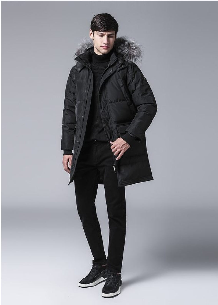 Les doudounes Moose Knuckles allient élégance et performance pour offrir une protection optimale contre le froid. Leur design sophistiqué.pas cher. Le moins cher.