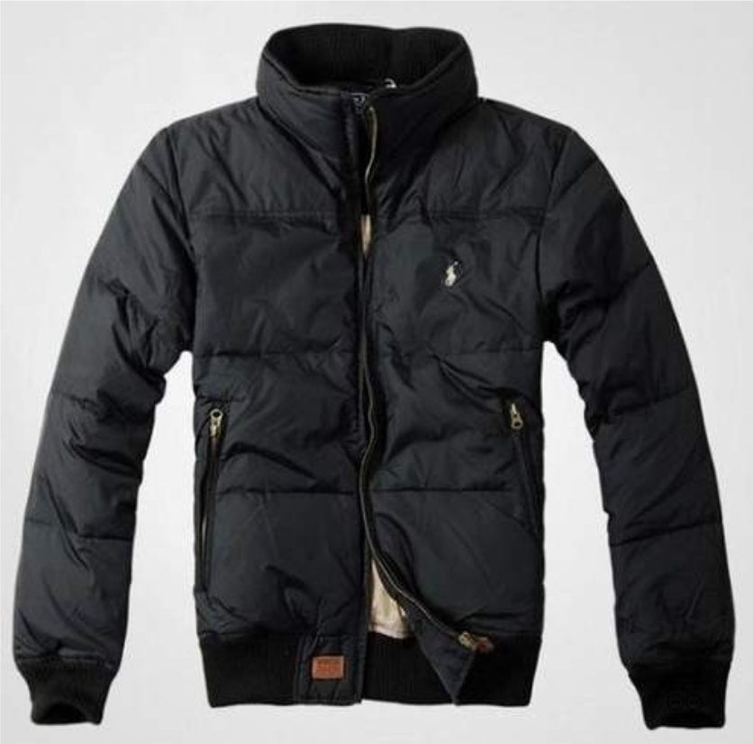 Les doudounes Ralph Lauren offrent une élégance intemporelle et une qualité exceptionnelle. Leur design raffiné et leurs matériaux haut de gamme. Pas cher. Le moins cher.