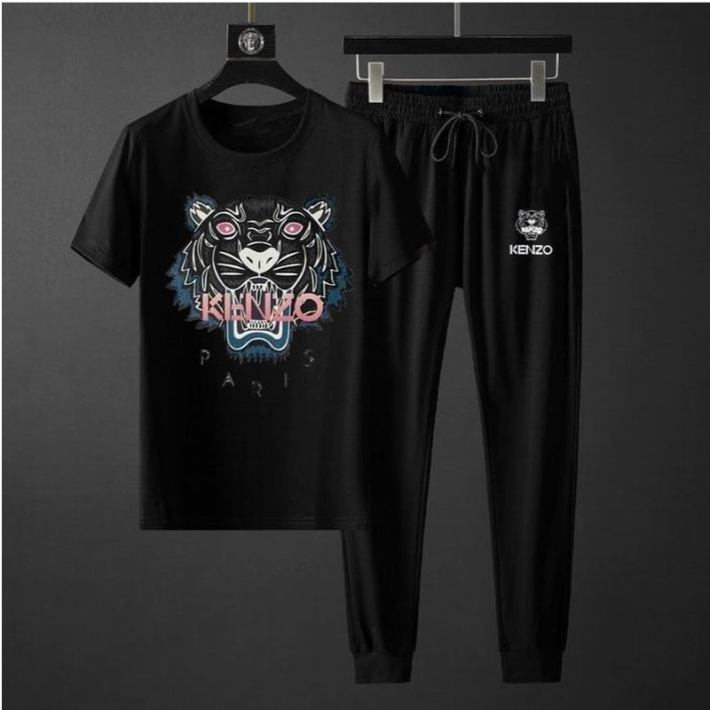 Les ensembles survêtement Kenzo allient performance et style avec une touche distinctive. Leur design audacieux.pas cher.le moins cher.