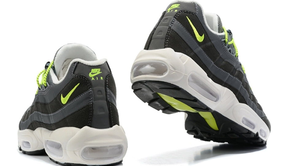 Les baskets Nike Air Max 95 sont synonymes de style emblématique et de confort absolu.  design. Pas cher.moin cher. Retro
