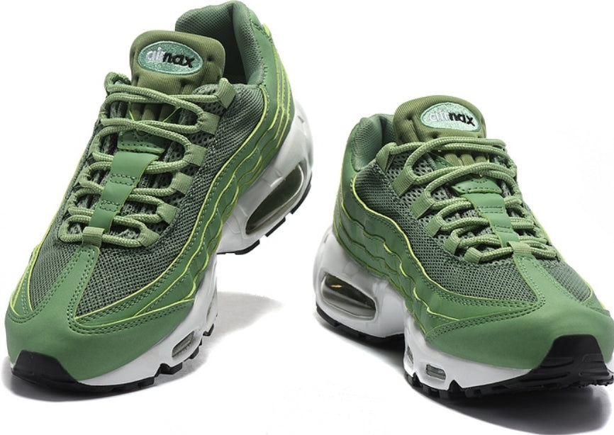 Les baskets Nike Air Max 95 sont synonymes de style emblématique et de confort absolu.  design. Pas cher.moin cher. Retro