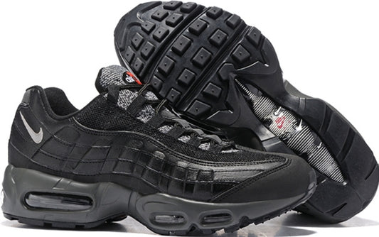 Les baskets Nike Air Max 95 sont synonymes de style emblématique et de confort absolu.  design. Pas cher.moin cher. Retro