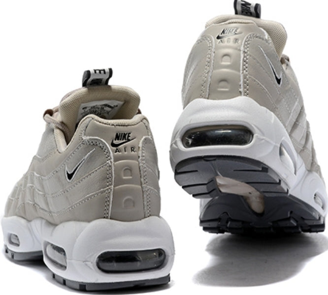 Les baskets Nike Air Max 95 sont synonymes de style emblématique et de confort absolu.  design. Pas cher.moin cher. Retro