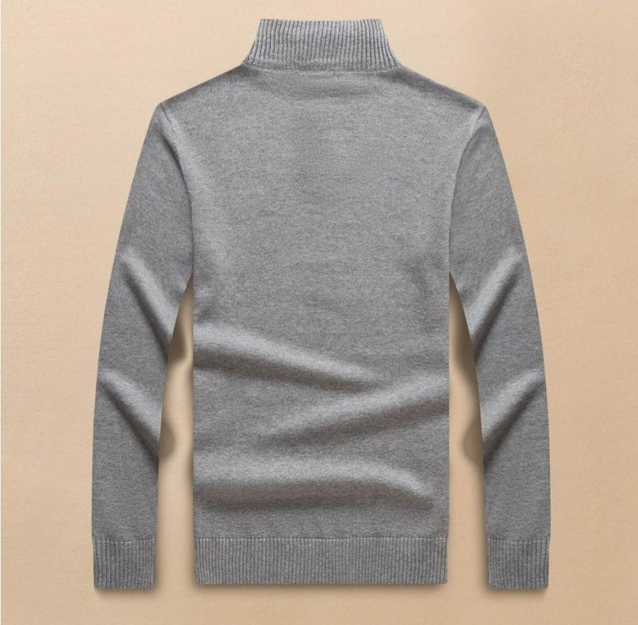 Les pulls Armani allient élégance et confort. Leur design raffiné et leurs matériaux de haute qualité en font un choix incontournable pour les amateurs.pas cher le moins cher.