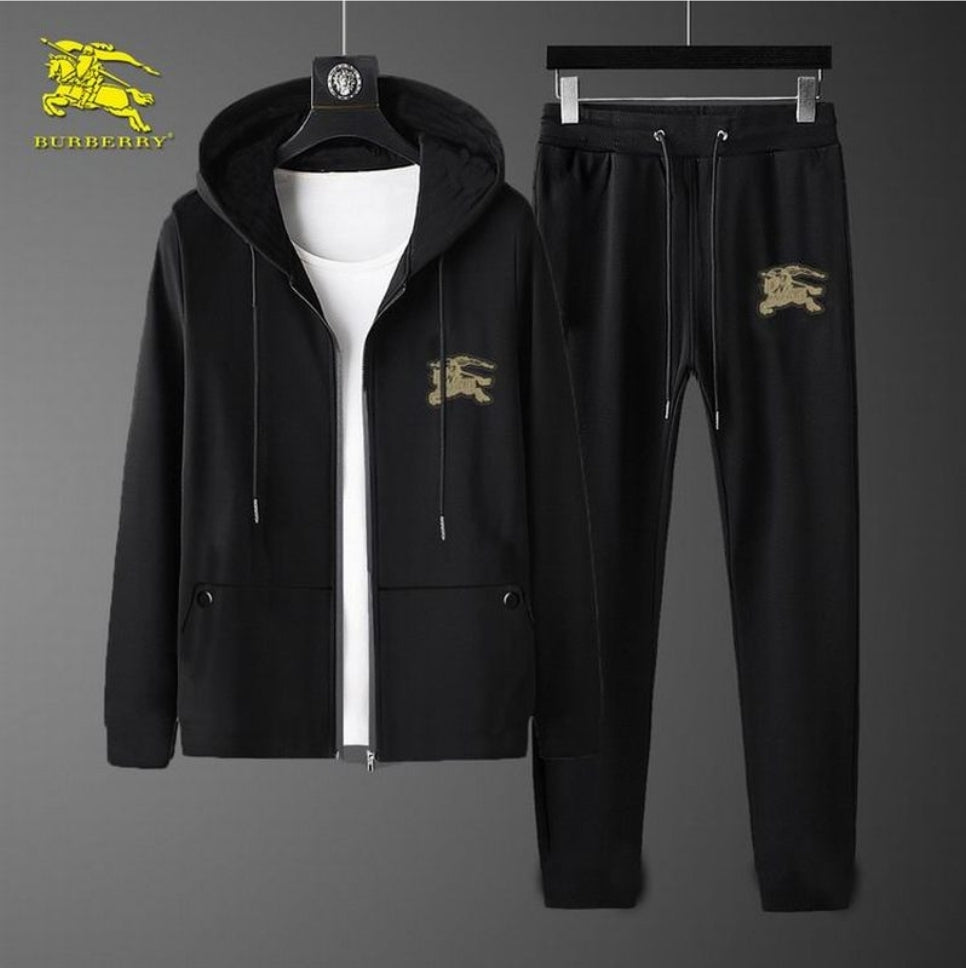 Les ensembles survêtement Burberry combinent performance et style. Leur design sophistiqué. Pas cher.le moins cher.