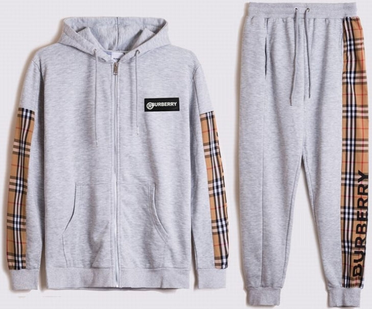 Les ensembles survêtement Burberry combinent performance et style. Leur design sophistiqué. Pas cher.le moins cher.