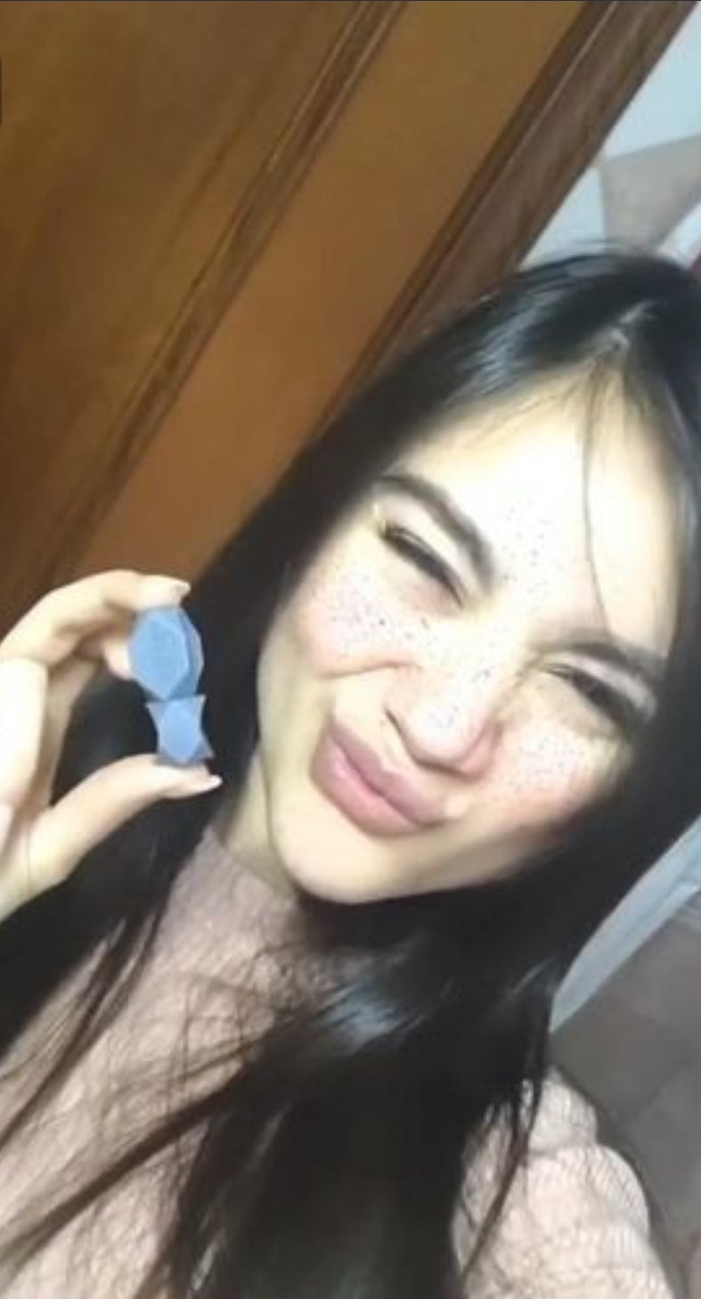 Le JAWLINER® 3.0 est spécialement conçu pour renforcer et sculpter les muscles de votre mâchoire grâce à des exercices ciblés et efficaces.