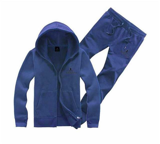 Les ensembles survêtement Jordan combinent performance et style avec brio. Leur design emblématique.pas cher. Le moins cher.