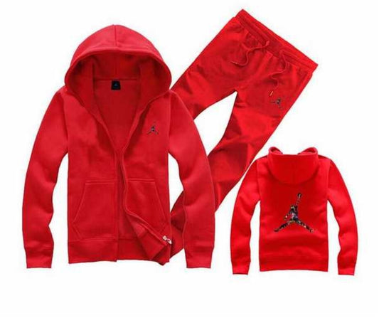 Les ensembles survêtement Jordan combinent performance et style avec brio. Leur design emblématique.pas cher. Le moins cher.