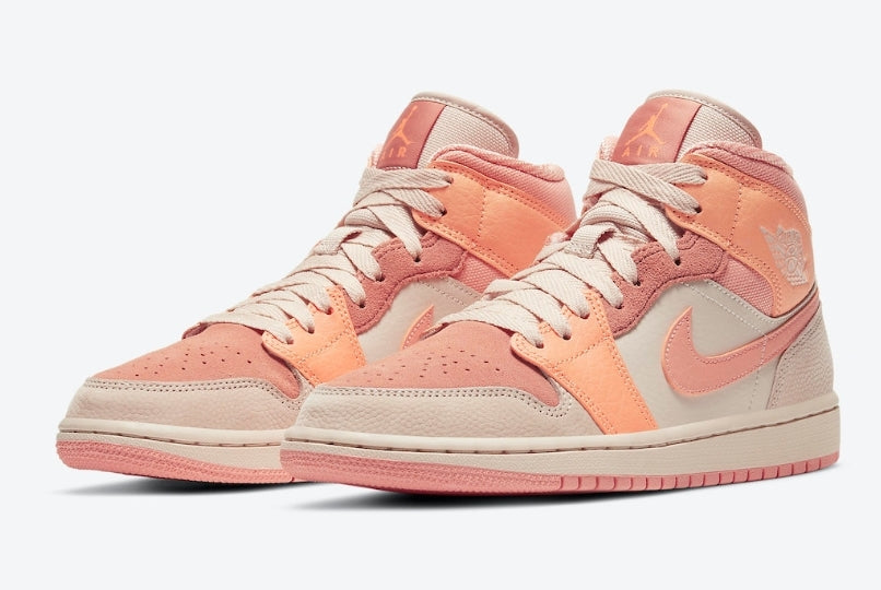 Les baskets Air Jordan 1 offrent un style iconique et une performance légendaire.
 leur design emblématique .pas cher. Le moins cher.