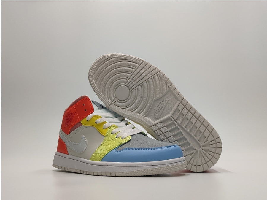 Les baskets Air Jordan 1 offrent un style iconique et une performance légendaire.
 leur design emblématique .pas cher. Le moins cher.