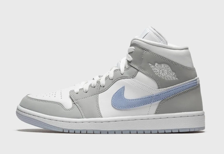 Les baskets Air Jordan 1 offrent un style iconique et une performance légendaire.
leur design emblématique .pas cher. Le moins cher.
