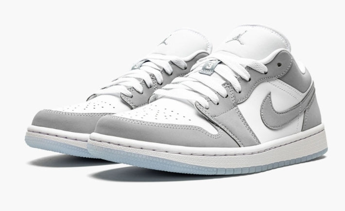 Les baskets Air Jordan 1 offrent un style iconique et une performance légendaire.
leur design emblématique .pas cher. Le moins cher.