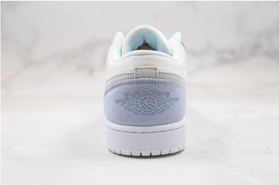Les baskets Air Jordan 1 offrent un style iconique et une performance légendaire.
leur design emblématique .pas cher. Le moins cher.
