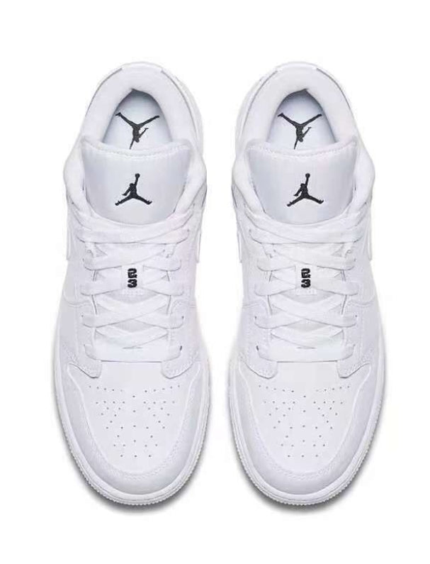 Les baskets Air Jordan 1 offrent un style iconique et une performance légendaire.
leur design emblématique .pas cher. Le moins cher.