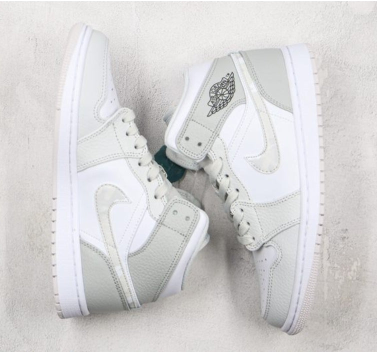 Les baskets Air Jordan 1 offrent un style iconique et une performance légendaire.
leur design emblématique .pas cher. Le moins cher.