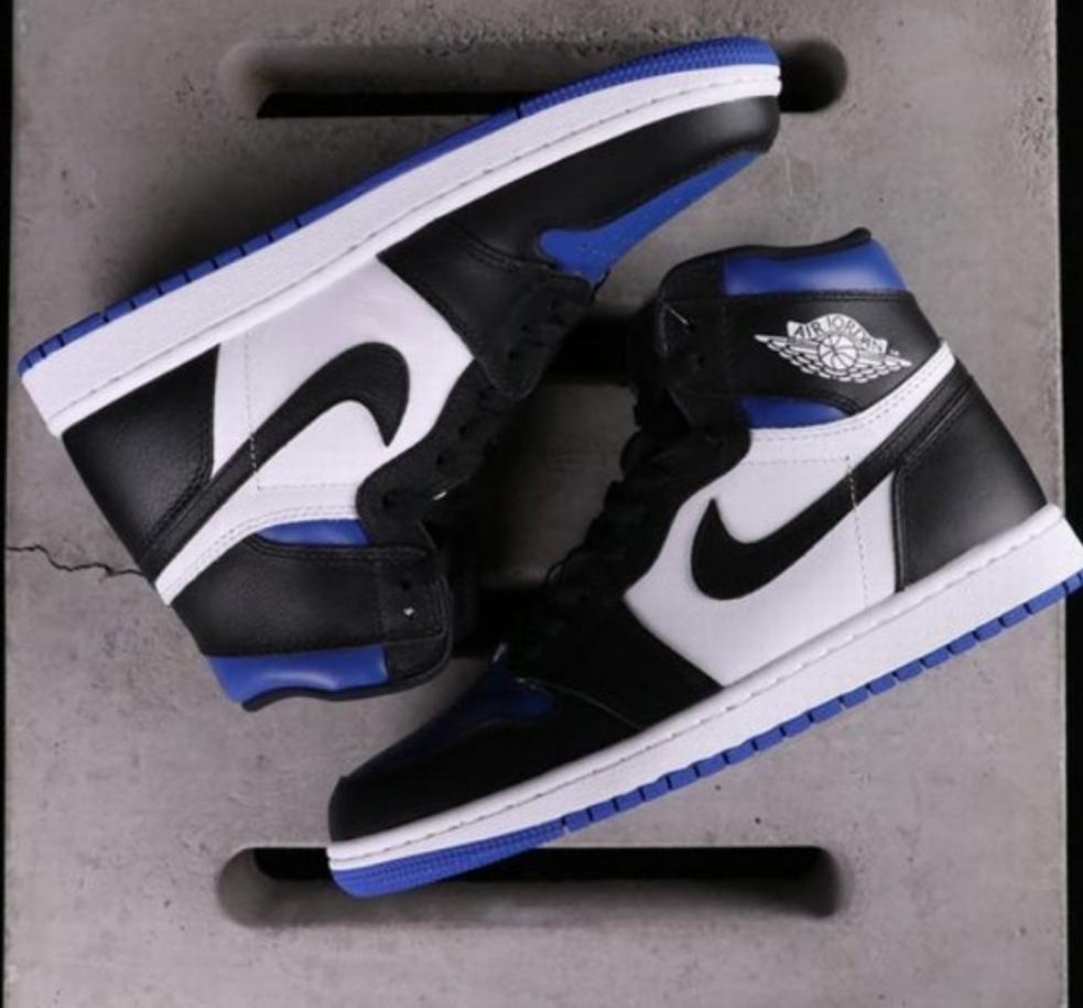 Les baskets Air Jordan 1 offrent un style iconique et une performance légendaire.
leur design emblématique .pas cher. Le moins cher.