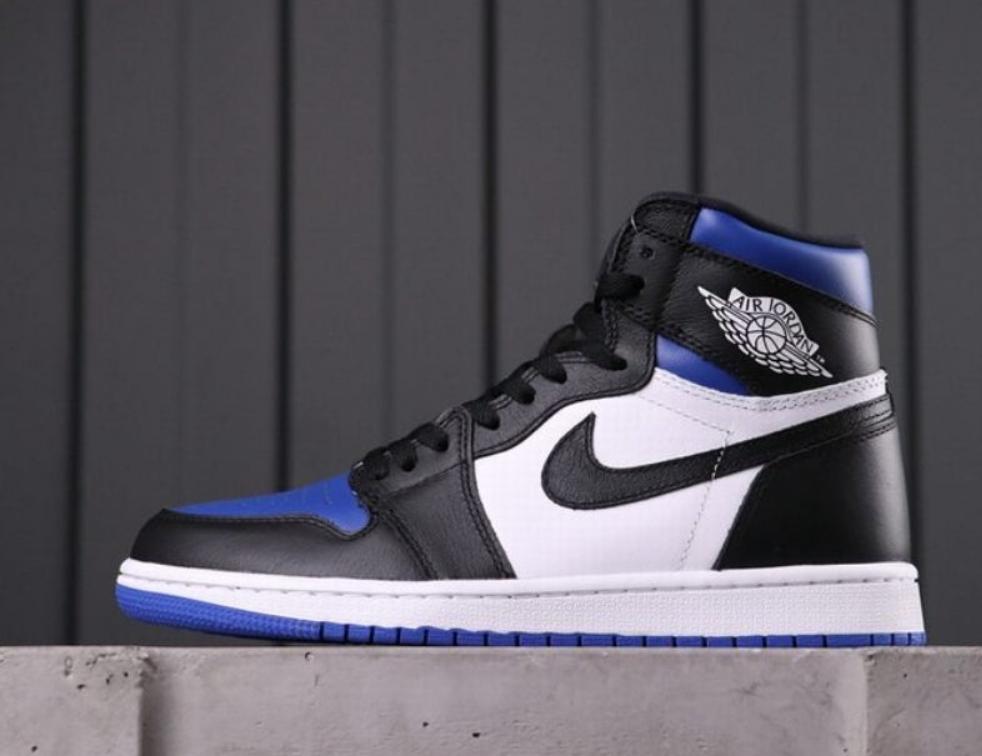 Les baskets Air Jordan 1 offrent un style iconique et une performance légendaire.
leur design emblématique .pas cher. Le moins cher.