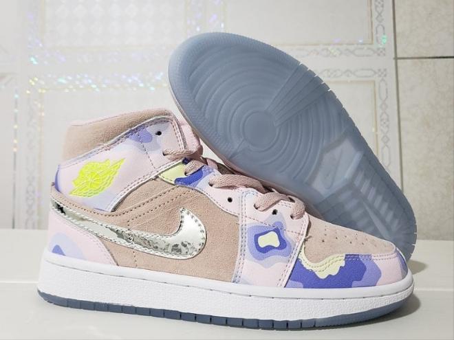 Les baskets Air Jordan 1 offrent un style iconique et une performance légendaire.
leur design emblématique .pas cher. Le moins cher.