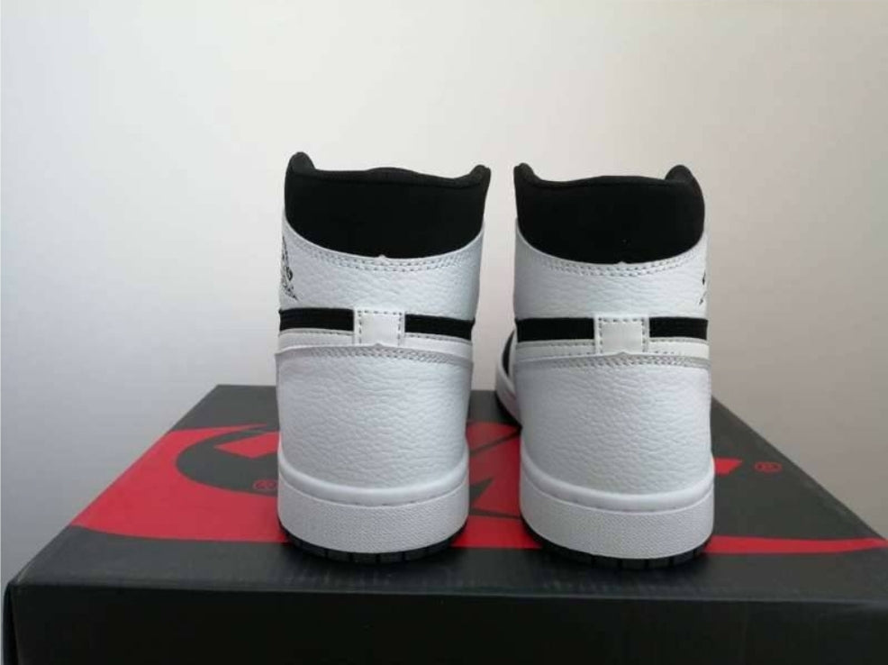Les baskets Air Jordan 1 offrent un style iconique et une performance légendaire.
leur design emblématique .pas cher. Le moins cher.