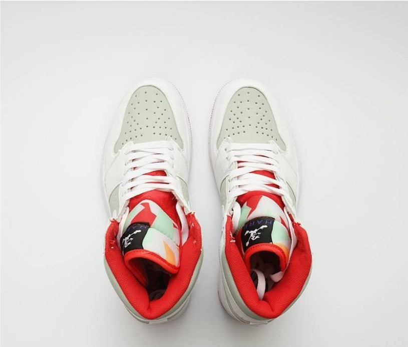 Les baskets Air Jordan 1 offrent un style iconique et une performance légendaire.
 leur design emblématique .pas cher. Le moins cher.