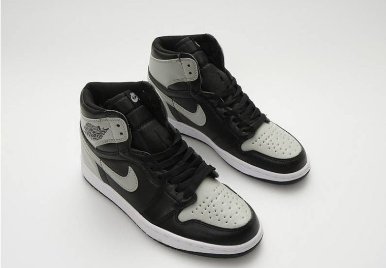 Les baskets Air Jordan 1 offrent un style iconique et une performance légendaire.
leur design emblématique .pas cher. Le moins cher.