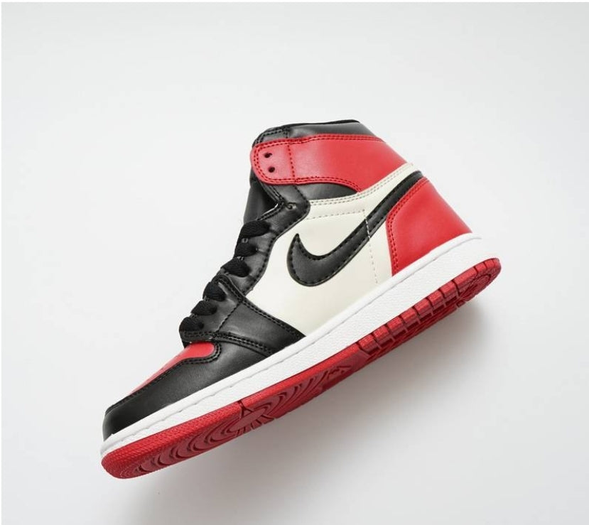 Les baskets Air Jordan 1 offrent un style iconique et une performance légendaire.
leur design emblématique .pas cher. Le moins cher.