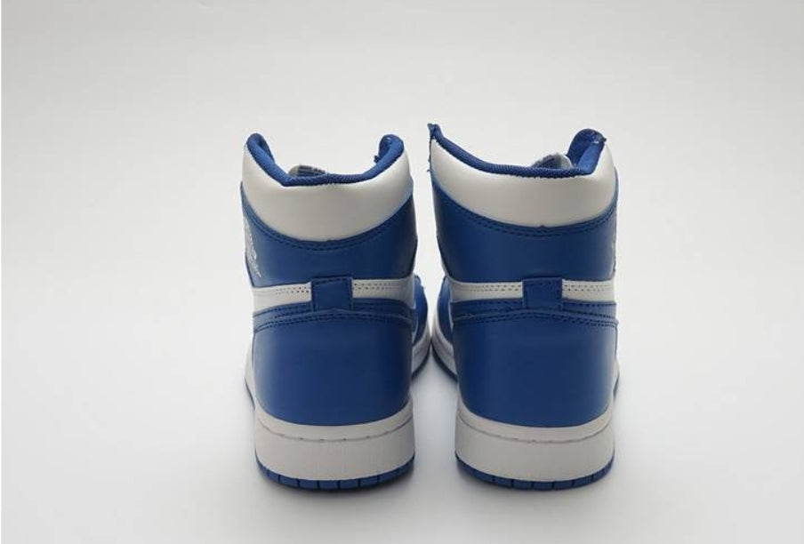 Les baskets Air Jordan 1 offrent un style iconique et une performance légendaire.
leur design emblématique .pas cher. Le moins cher.
