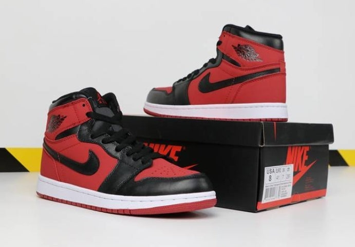 Les baskets Air Jordan 1 offrent un style iconique et une performance légendaire.
leur design emblématique .pas cher. Le moins cher.