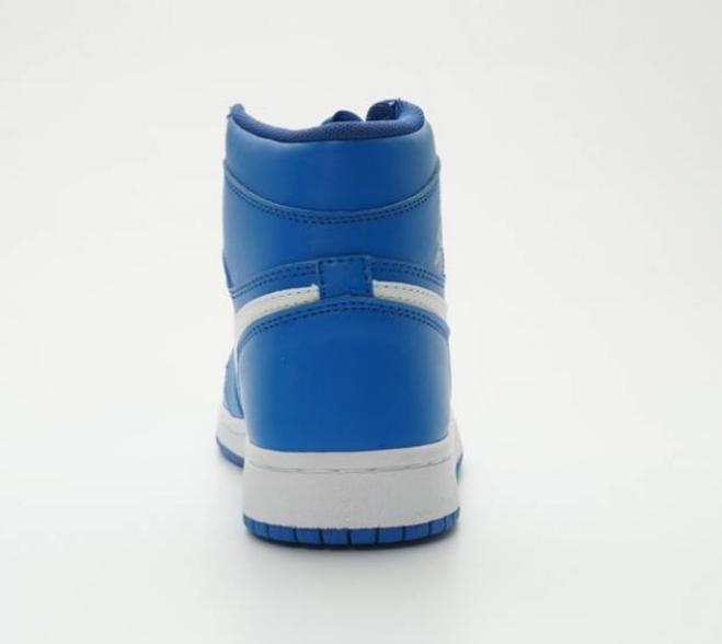 Les baskets Air Jordan 1 offrent un style iconique et une performance légendaire.
leur design emblématique .pas cher. Le moins cher.