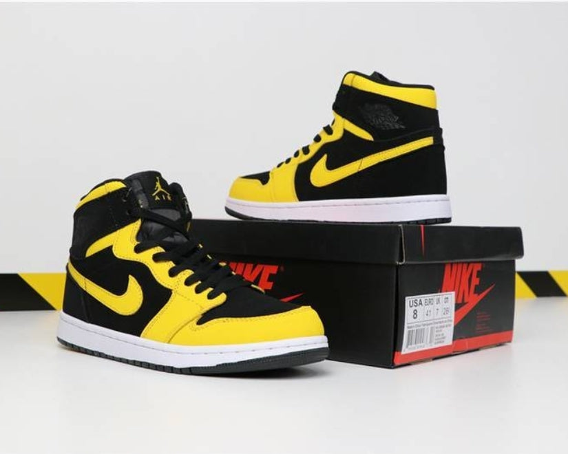 Les baskets Air Jordan 1 offrent un style iconique et une performance légendaire.
 leur design emblématique .pas cher. Le moins cher.