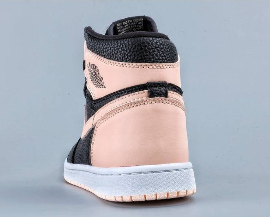 Les baskets Air Jordan 1 offrent un style iconique et une performance légendaire.
leur design emblématique .pas cher. Le moins cher.