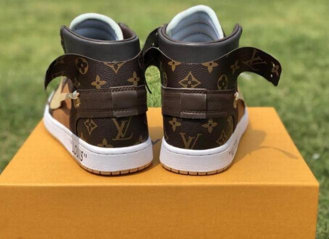 Les baskets Air Jordan 1 offrent un style iconique et une performance légendaire.
leur design emblématique .pas cher. Le moins cher.