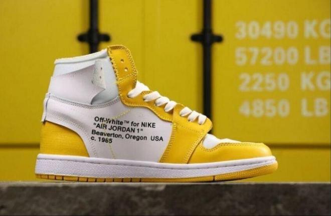 Les baskets Air Jordan 1 offrent un style iconique et une performance légendaire.
leur design emblématique .pas cher. Le moins cher.