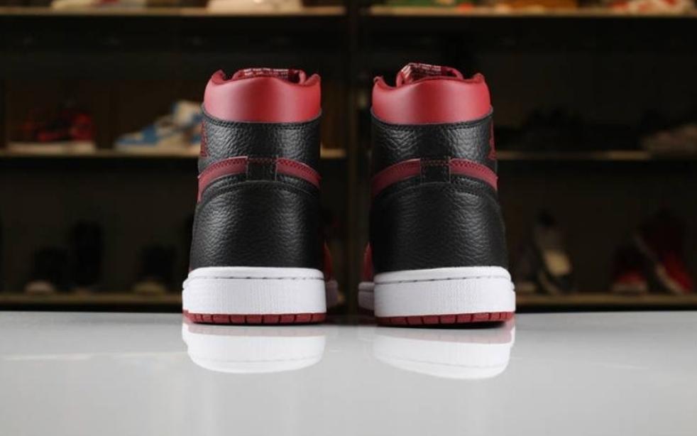 Les baskets Air Jordan 1 offrent un style iconique et une performance légendaire.
leur design emblématique .pas cher. Le moins cher.