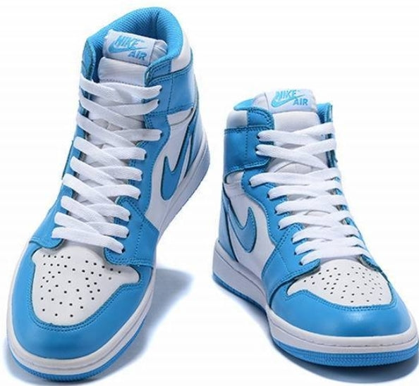 Les baskets Air Jordan 1 offrent un style iconique et une performance légendaire.
leur design emblématique .pas cher. Le moins cher.