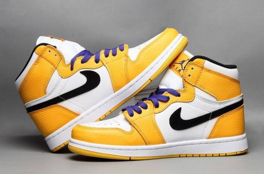 Air Jordan 1 Mid sneakers
SE Lakers (GS)