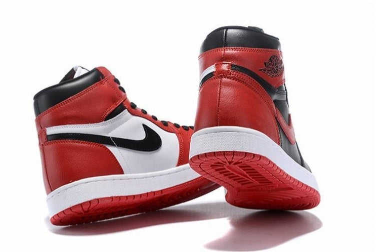 Les baskets Air Jordan 1 offrent un style iconique et une performance légendaire.
leur design emblématique .pas cher. Le moins cher.